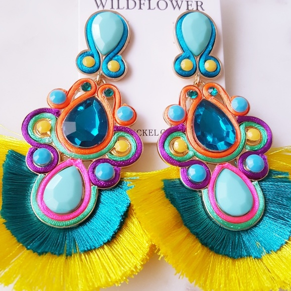 Earrings - Picture 5 of 5